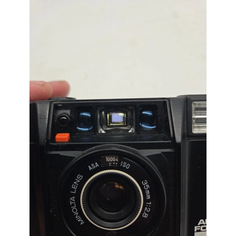Vintage Minolta AF-S V 35mm f/2.8 ISO 1000 Film TESTED Works And Talks